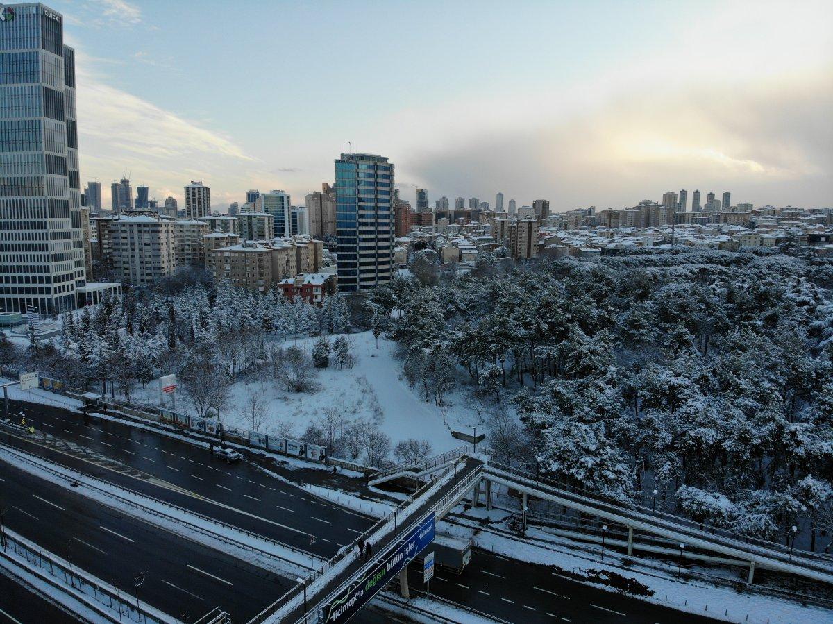İstanbul'u etkisi altına alan Aybar, geride kaldı
