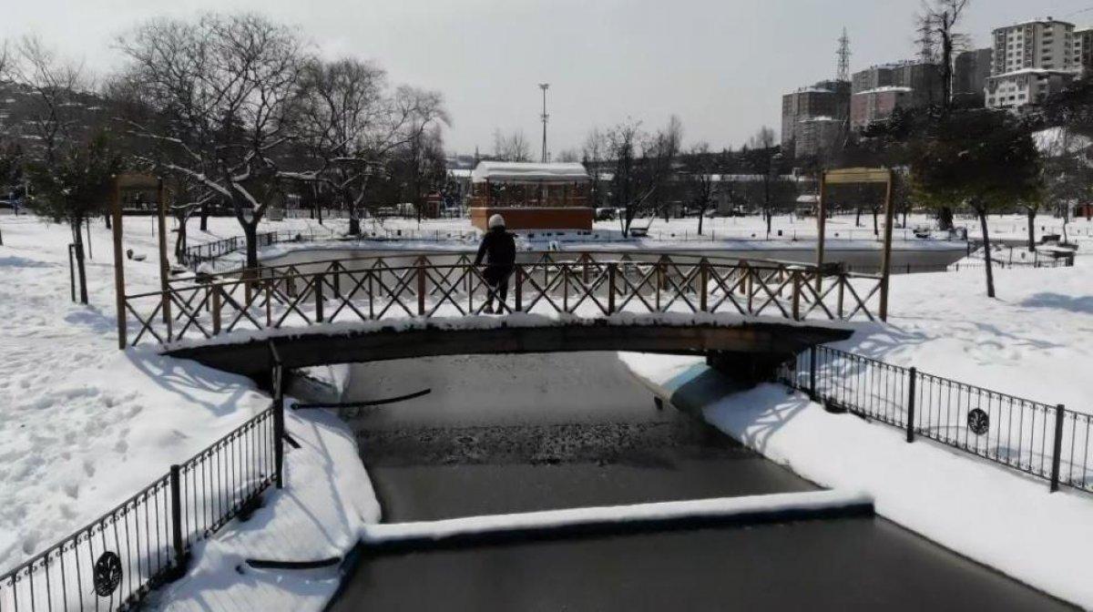 İstanbul'da kar yağışının ardından kartpostallık görüntüler