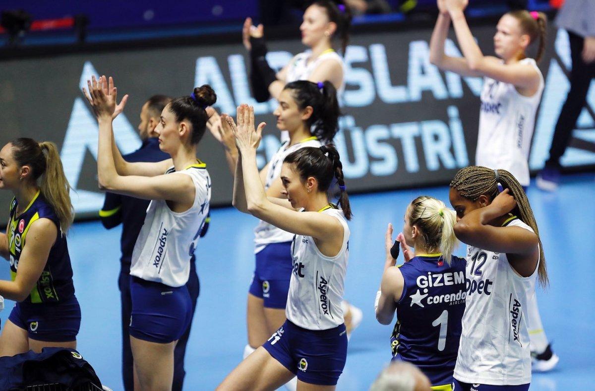 Fenerbahçe, Yeşilyurt'u kolay yendi