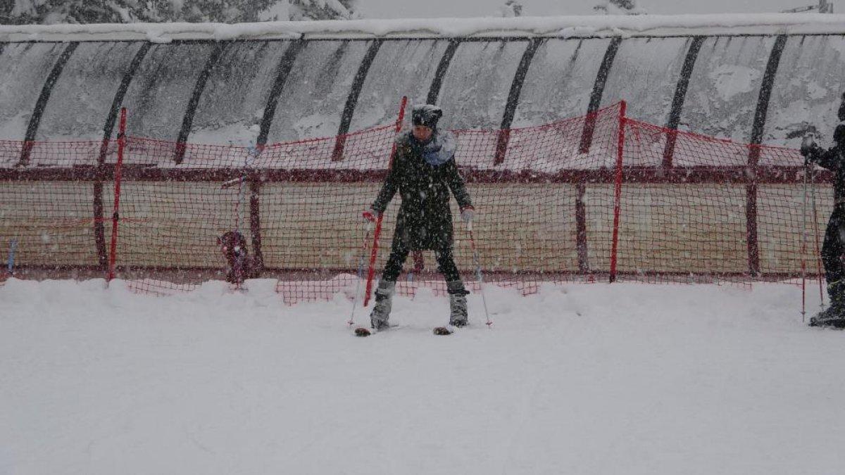 Ilgaz Dağı Kayak Merkezi tatilcilerle doldu