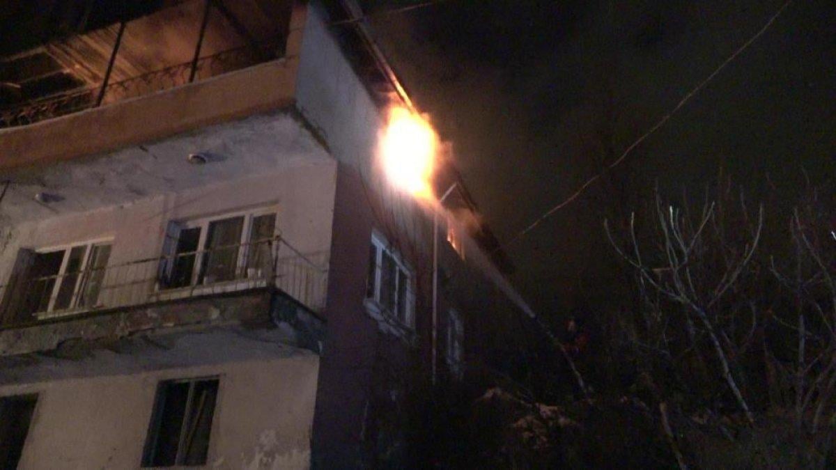 Zonguldak'ta 4 kişilik ailenin yaşadığı evde yangın