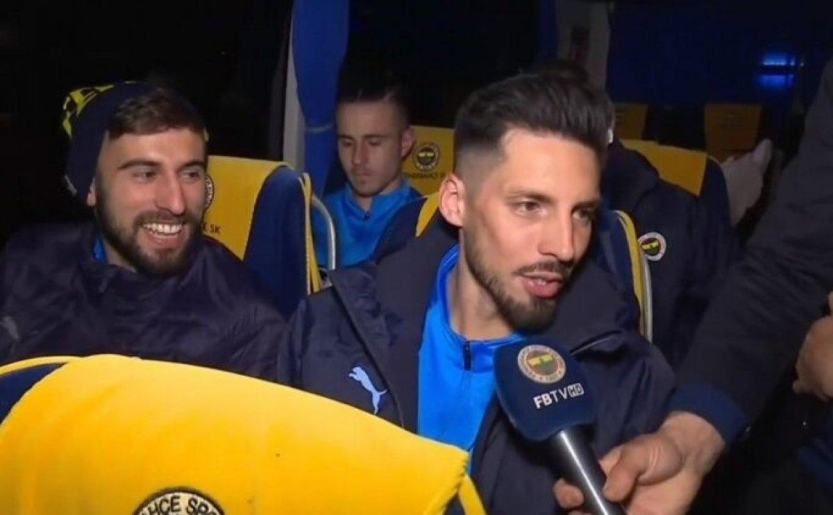 Jose Sosa: Rossi'ye sinirliyim bana sarılmadı