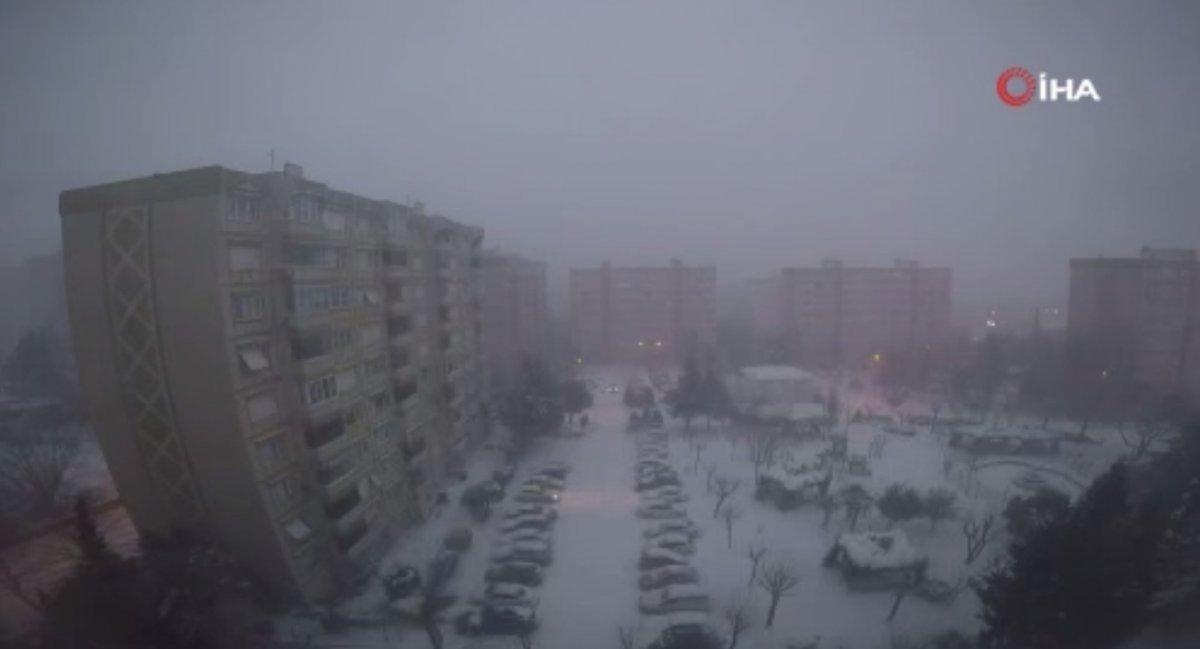 İstanbul’daki kar yağışı saniyelere sığdı