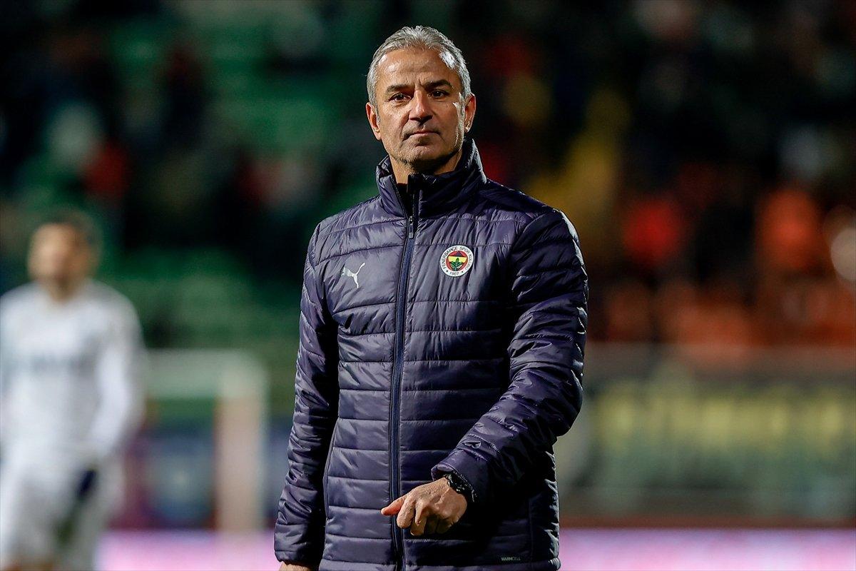 Tümer Metin: Mesut Özil, sorumluluk almıyor