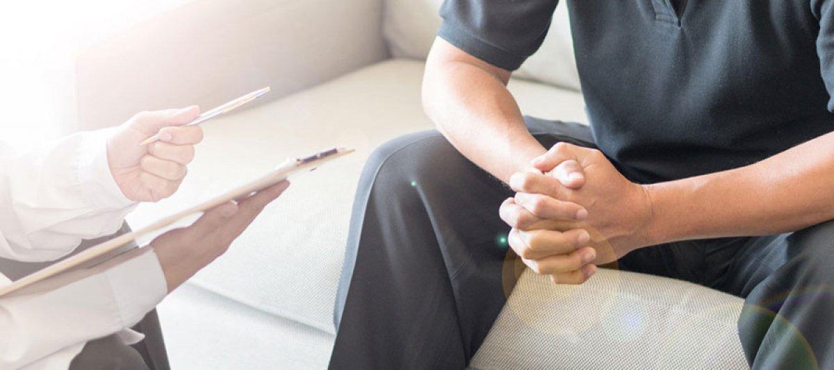 Erkekleri kısırlıkla korkutan varikosel hastalığı, doğru tedavi ile ortadan kalkıyor