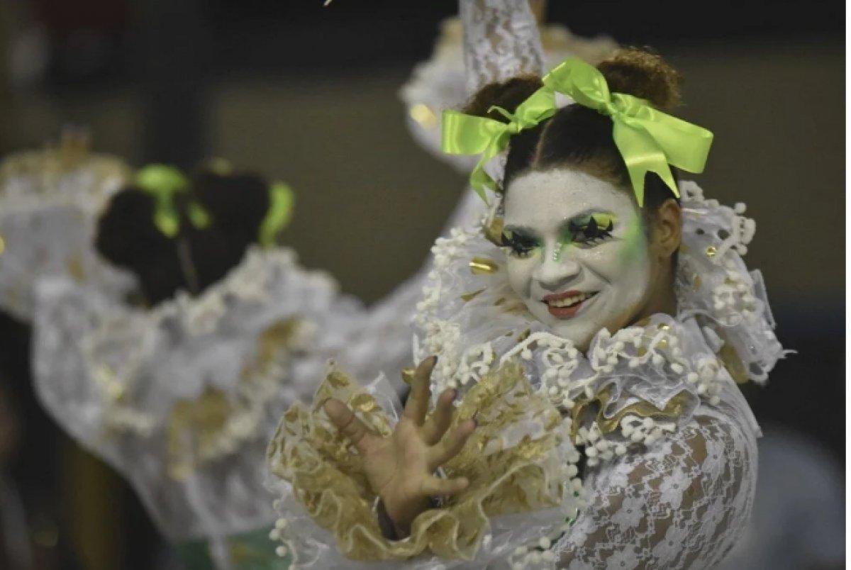 Brezilya simge festivali olan Rio Karnavalı'na hazırlanıyor