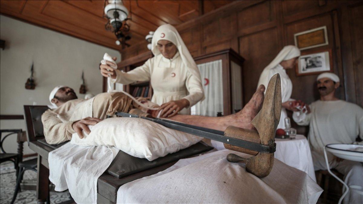 Ziyaretçileri 107 yıl öncesine götüren müze