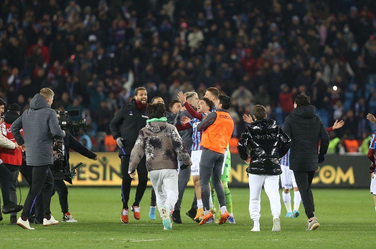 Trabzonspor, Liverpool ve PSG'yi geride bıraktı