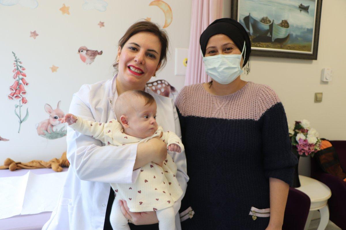 Amasya'da 580 gram doğan parmak bebek Sude, sağlığına kavuştu