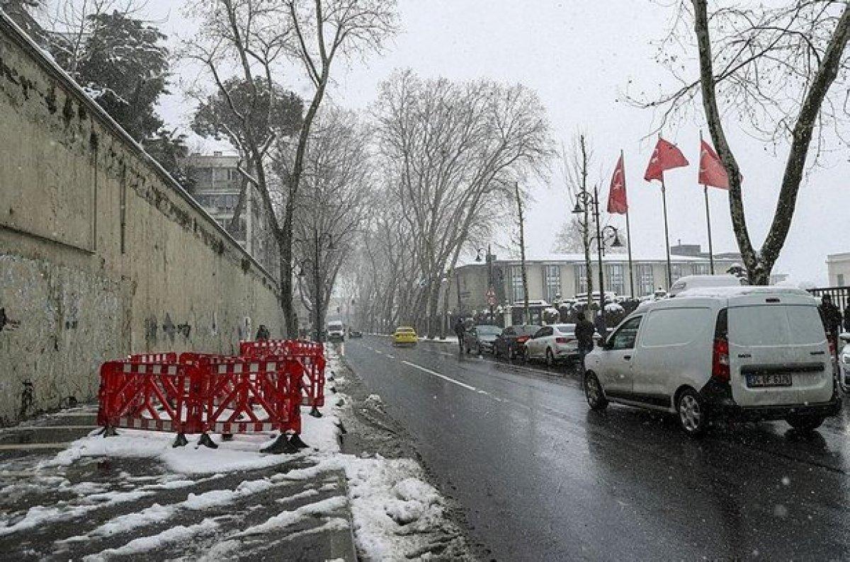 'Ağaçlı Yol' ağaçsız kaldı! Sebebi belli oldu, son hali yürek burktu...