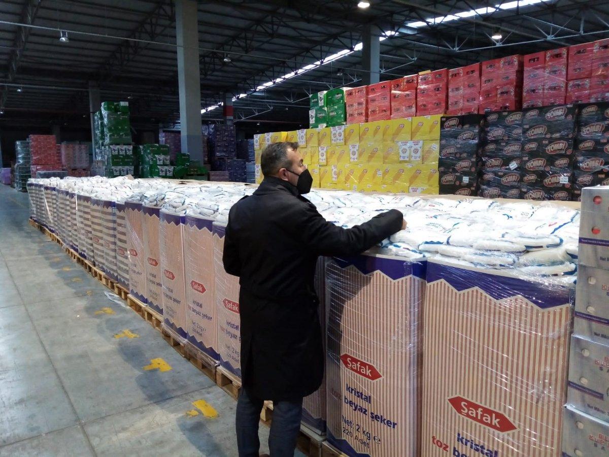 Mersin’de rafta olmayan 48 ton toz şeker, depodan çıktı
