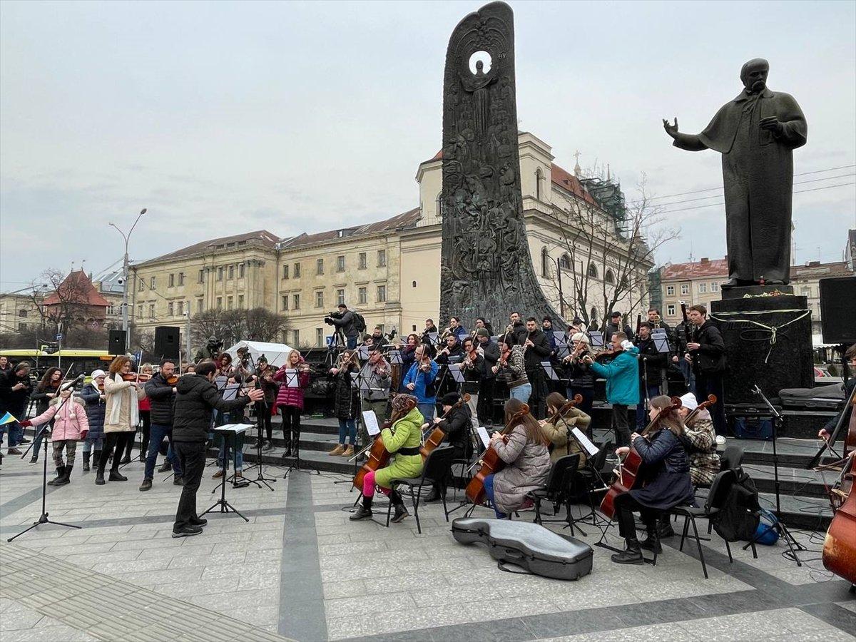 Lviv’de konserli Rusya protestosu