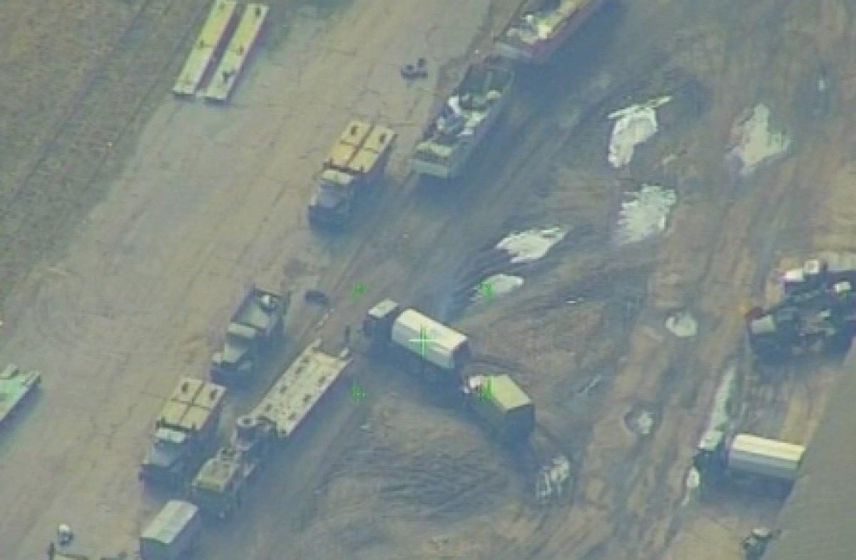 Rusya, Ukrayna'da askeri teçhizatı vurduğu anları paylaştı