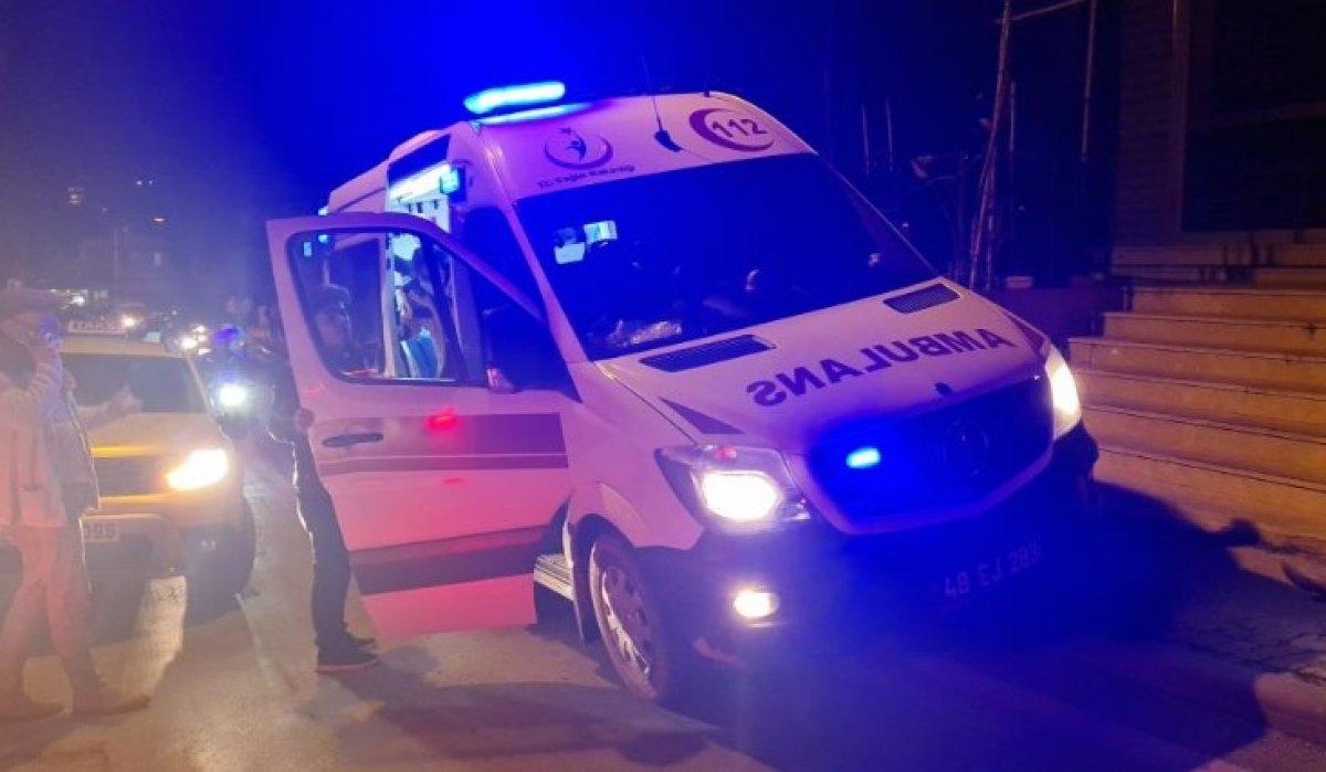 Bodrum'da cadde ortasında 40 kişi birbirine girdi