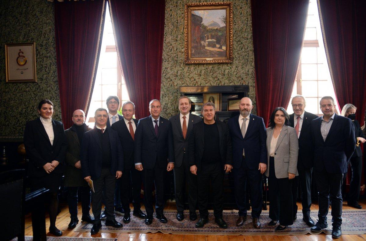 Galatasaray, Barcelona yönetimi için organizasyon düzenledi