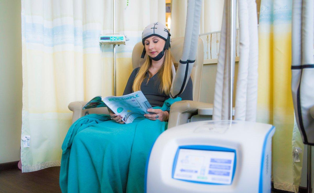 Kanser hastalarına kemoterapide saç dökülmesine karşı buzdan bere