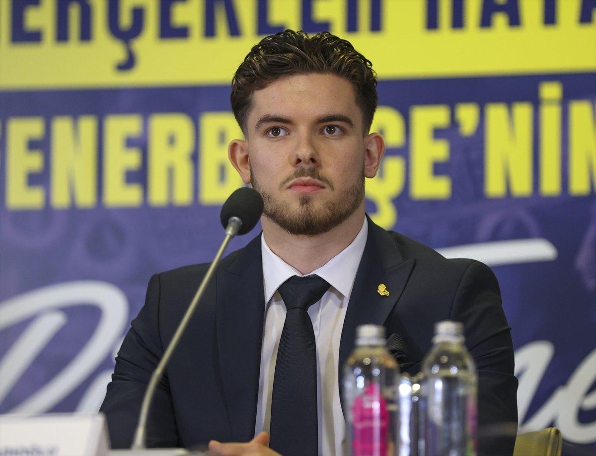 Fenerbahçe 6 genç oyuncuyla sözleşme yeniledi