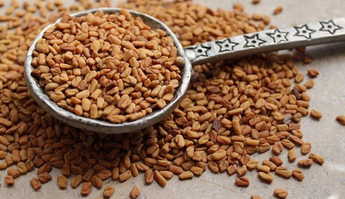 Ağrı kesicileri rafa kaldırıyor! Sıcak suya 1 tutam atmanız yeterli...