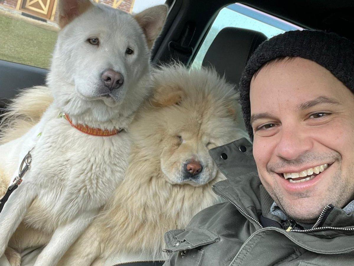 Pınar Altuğ, eşi Yağmur Atacan'la aşk pozu verdi