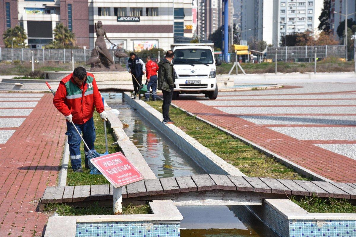 İzmir'de, Çanakkale Şehitleri Anma Parkı ve Anıtı'na 'bakımsızlık' tepkisi