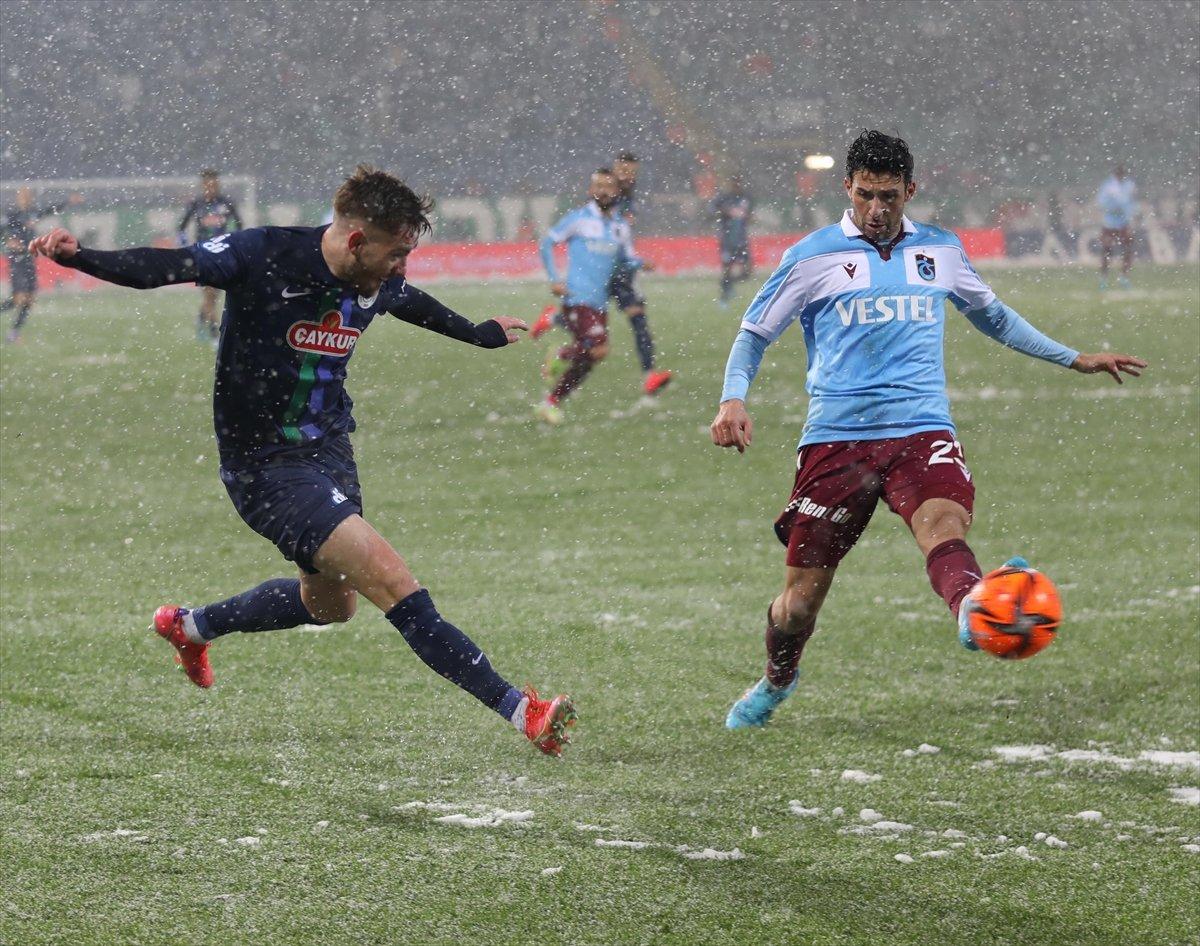 Rizespor, Trabzonspor'u 3 golle mağlup etti