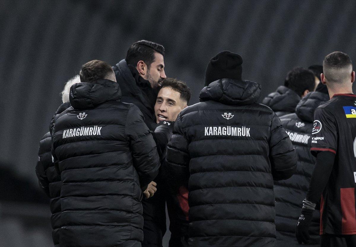 Emre Mor'dan hat-trick