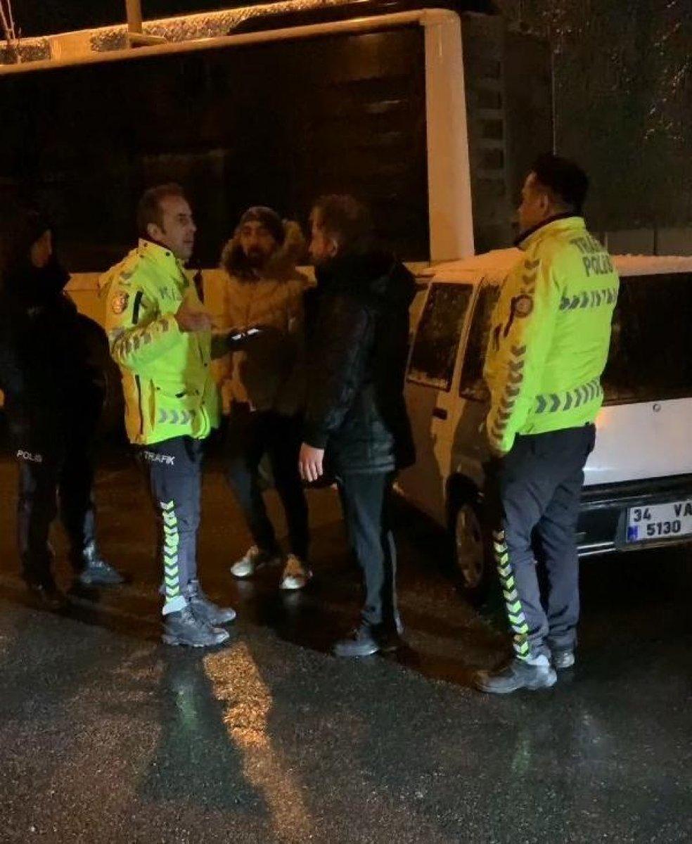Ümraniye'de alkollü sürücü polisi kandırmaya çalıştı