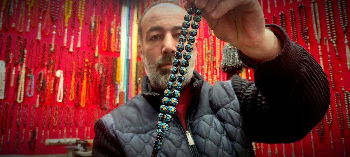 Bursa'daki tespihçi, 30 yıldır ekspertizlik yapıyor