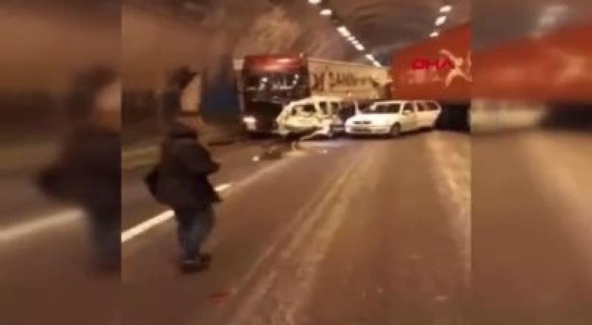 Bolu Dağı Tüneli'nde zincirleme kaza