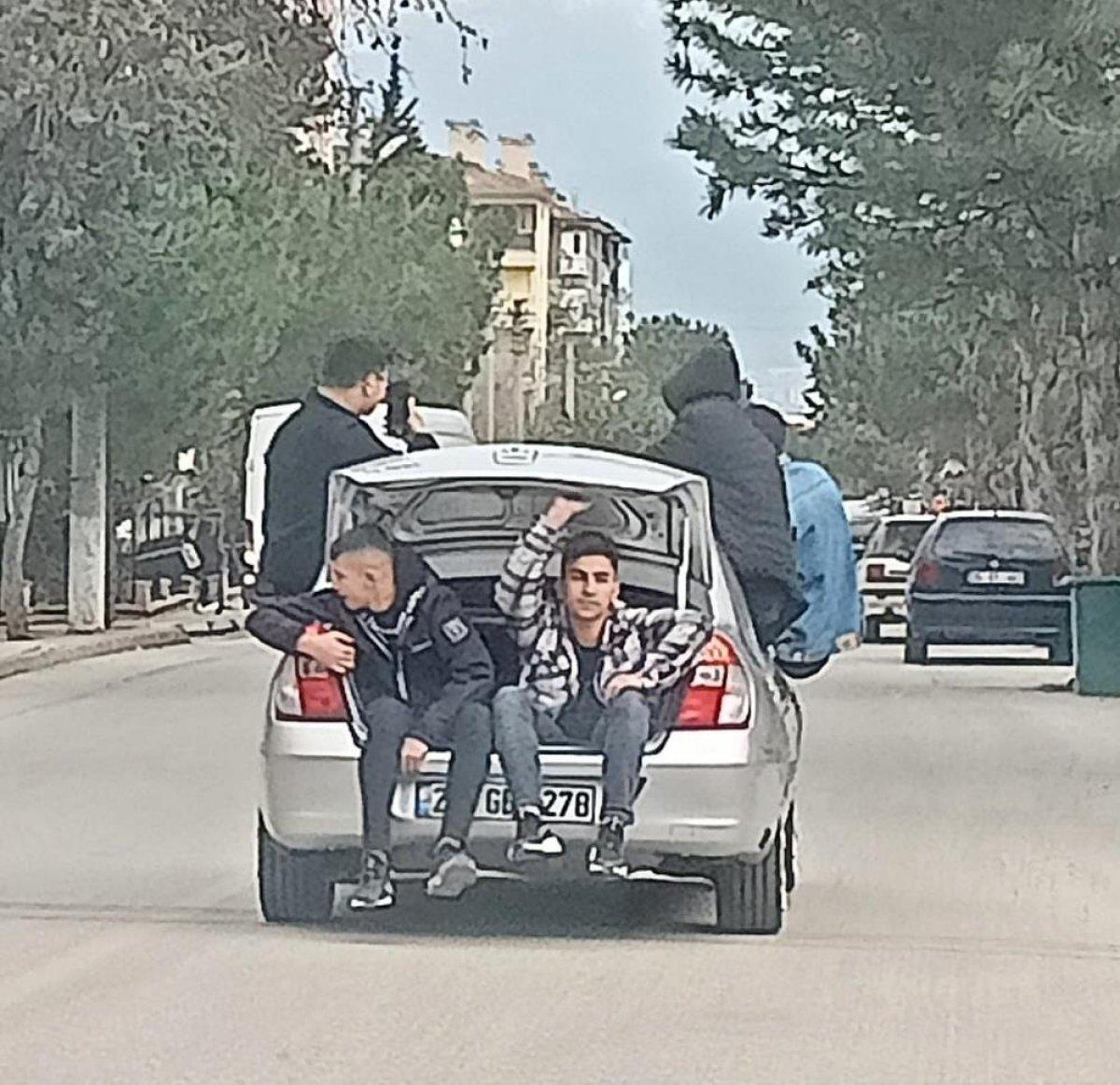 Denizli'de gençlerin tehlikeli yolculuğu