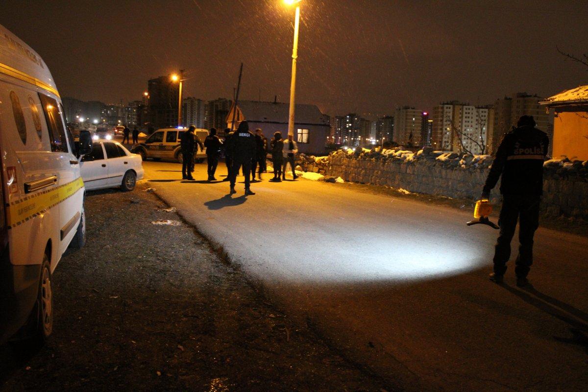 Kayseri'de tabanca ile vurulan şahıs yaralandı