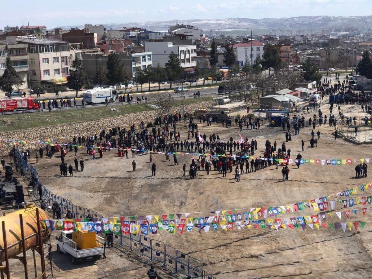 HDP, Diyarbakır'ın ilçelerinde katılım az olunca Nevruz kutlamalarını iptal etti