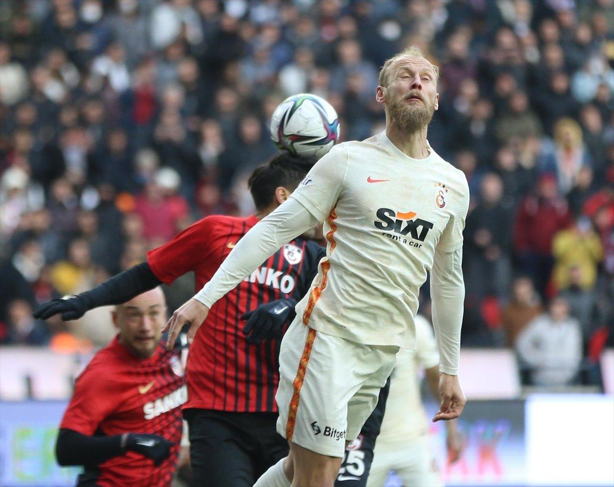 Galatasaray, Gaziantep FK'dan 3 yedi