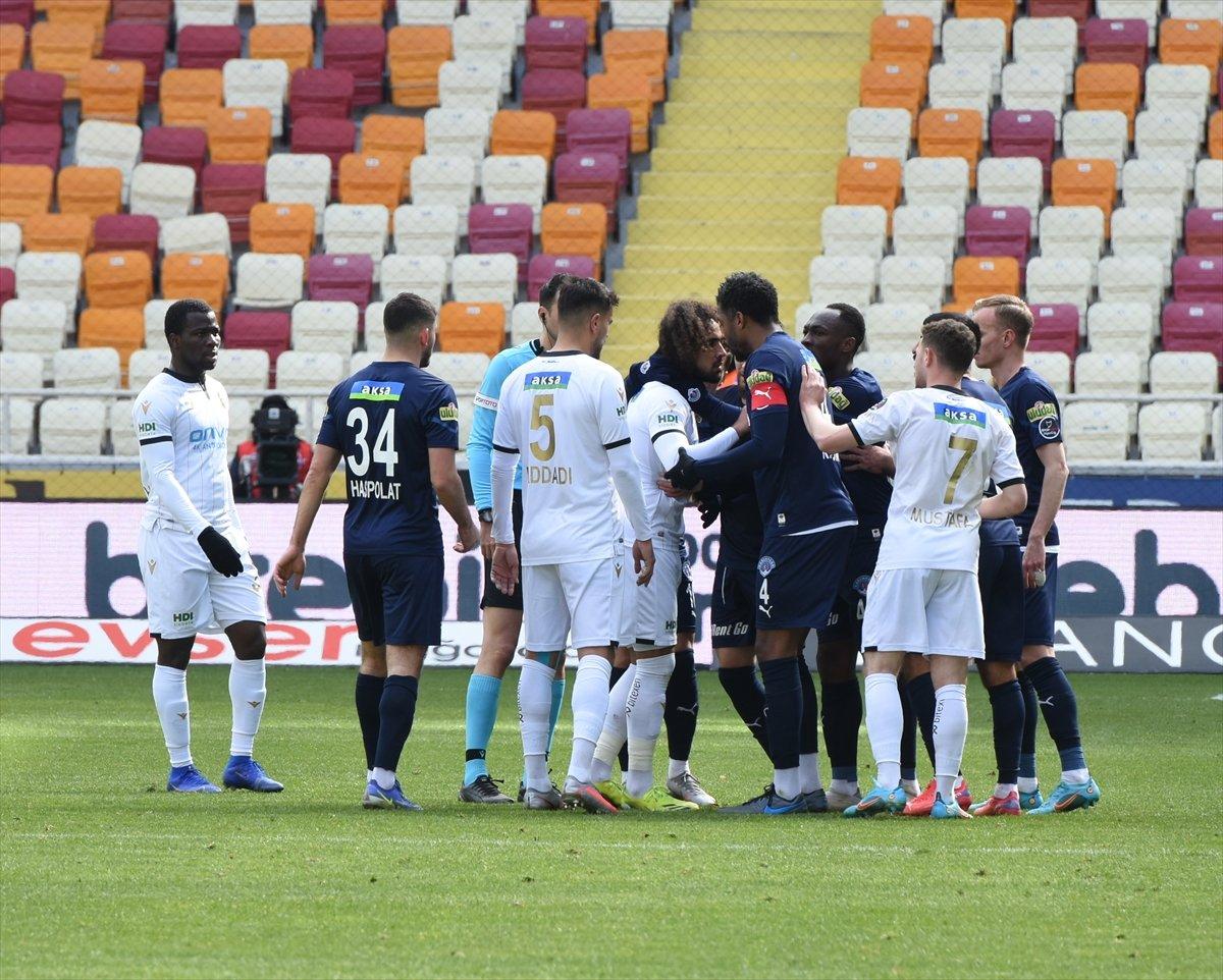 Sadık Çiftpınar: İkinci golden sonra aileme küfrettiler