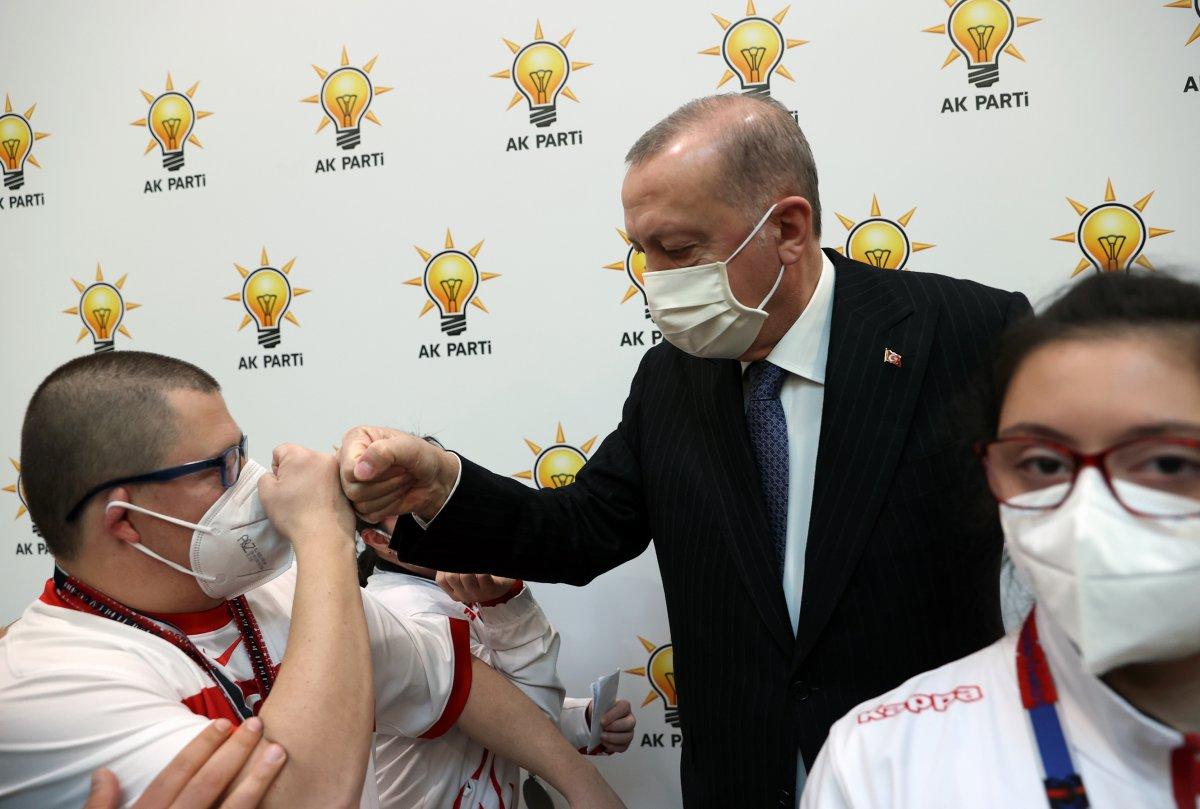 Cumhurbaşkanı Erdoğan, özel sporcuları kabul etti