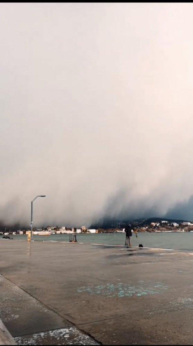 İstanbul'da kar bulutlarının geçişi
