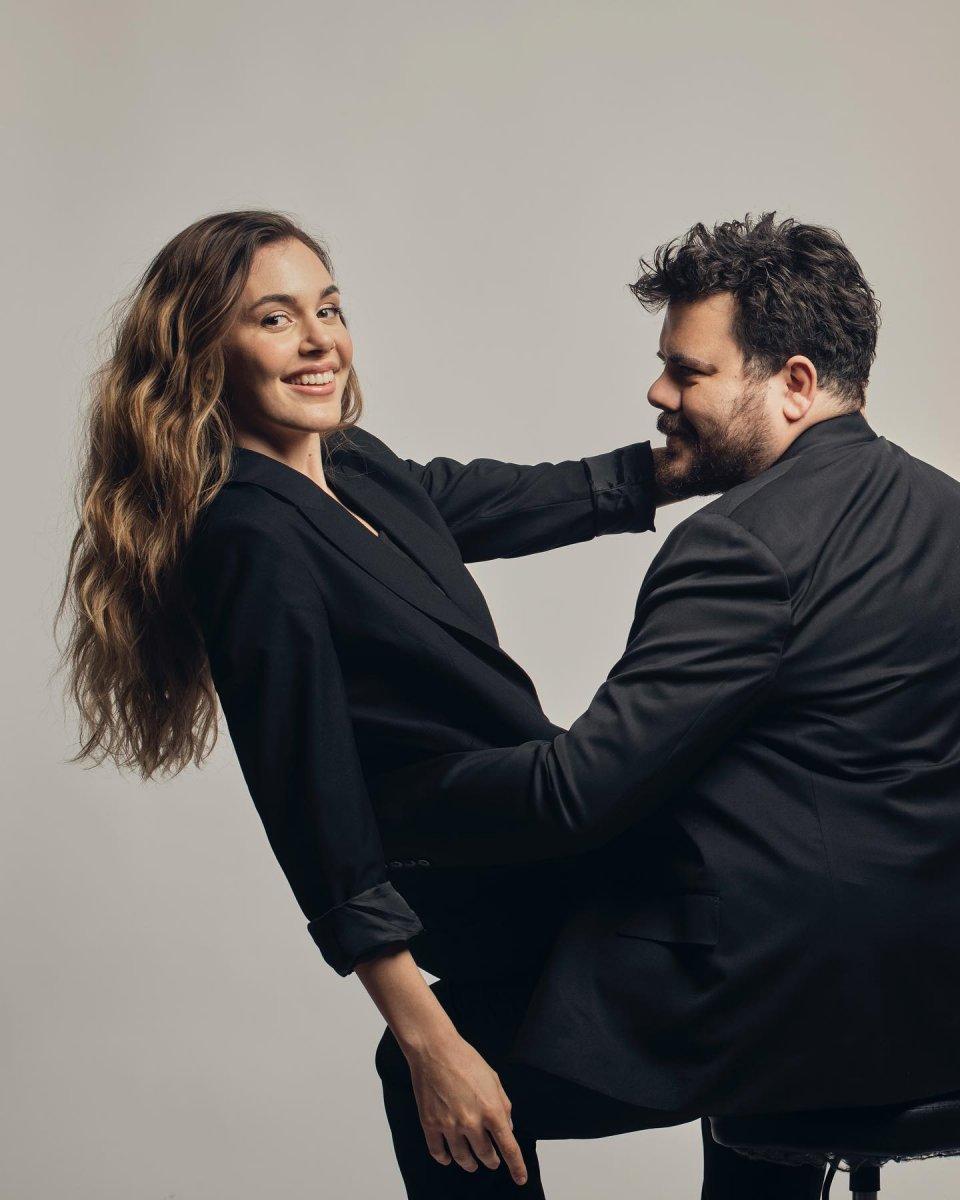 Berfu Yenenler, Demet Akalın'a cevap verdi