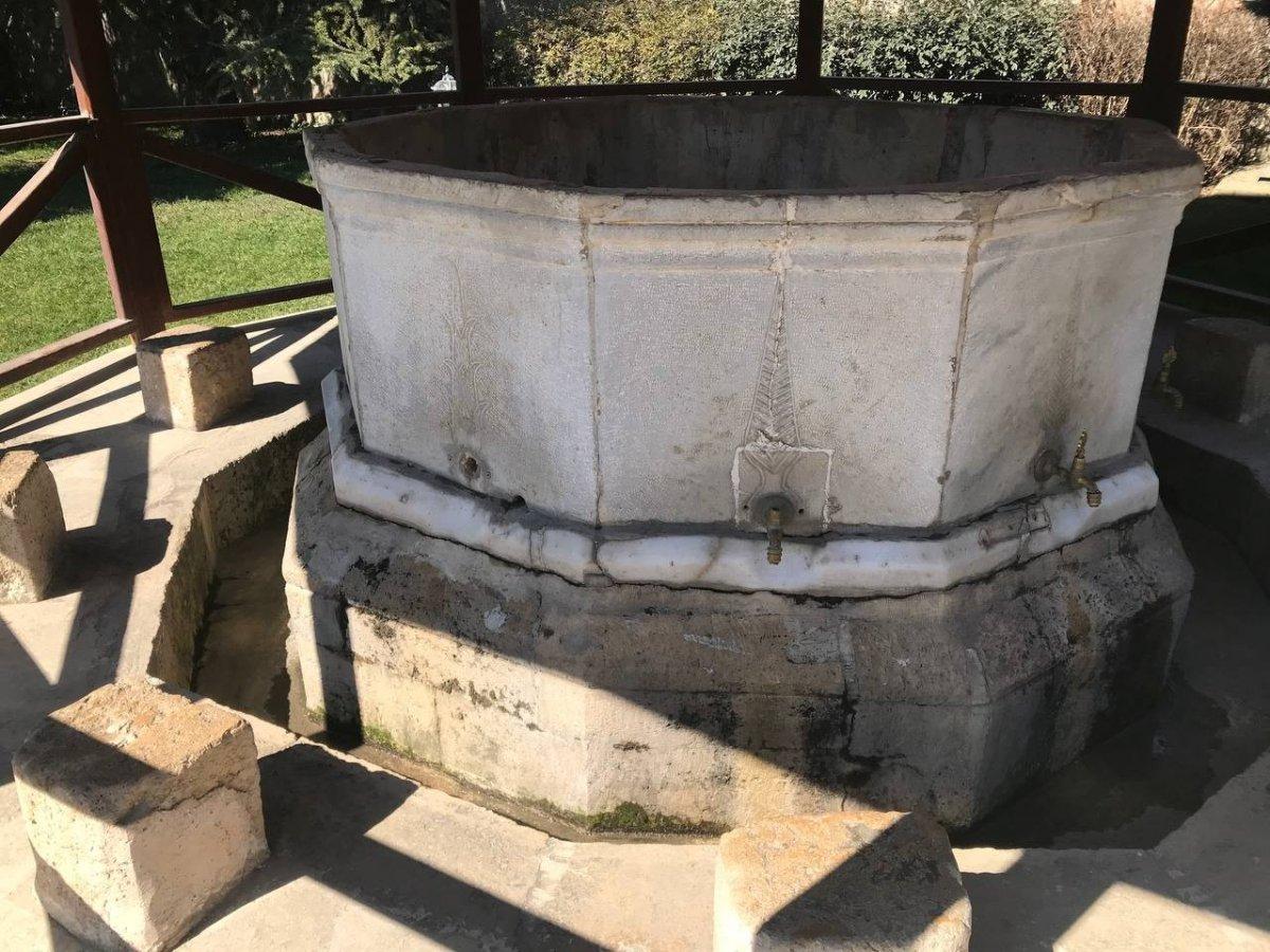 Edirne’de cami musluklarını çaldılar