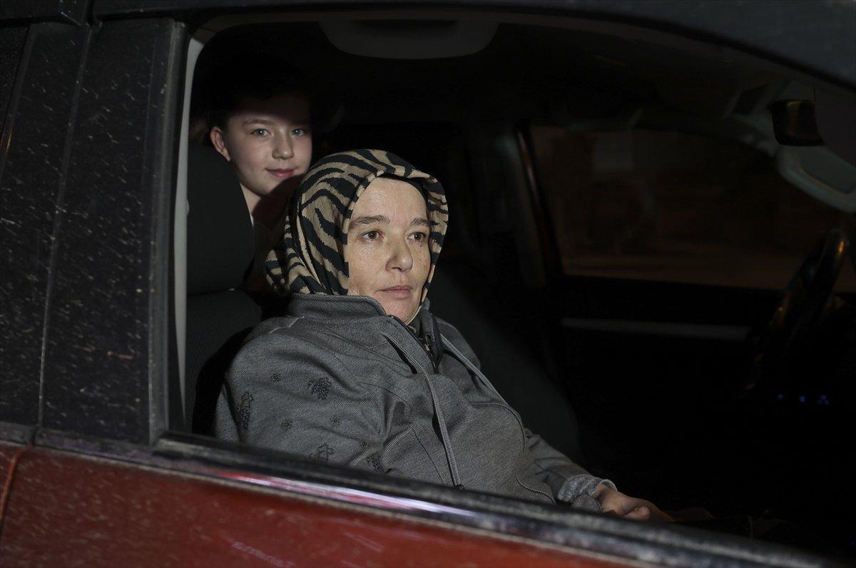 Ankara'da 4 kişilik aile, yoğun kar nedeniyle Otacı Yaylası'nda mahsur kaldı