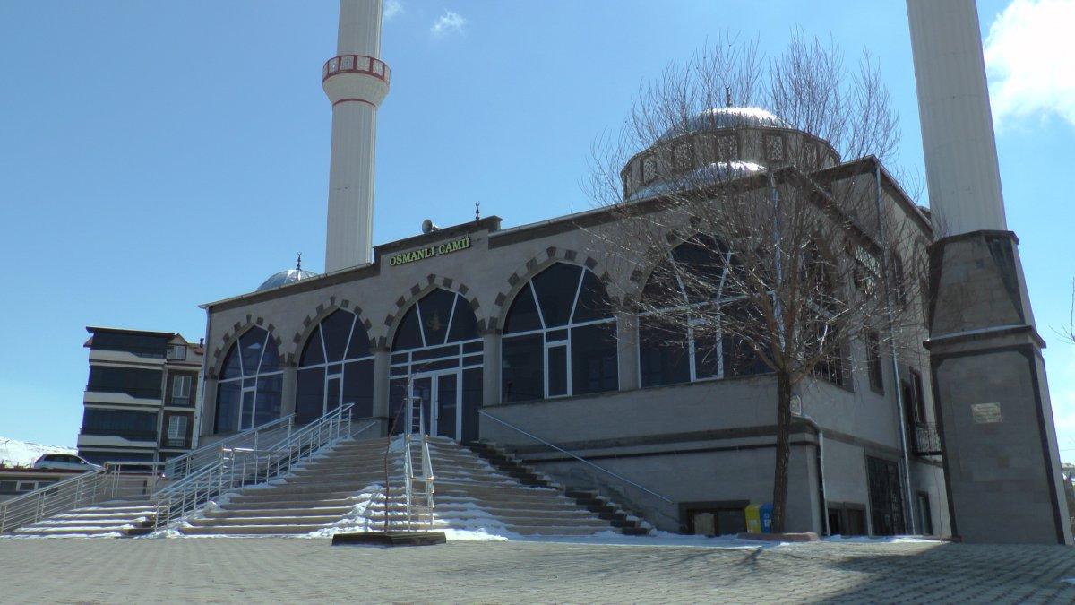 Nevşehir'de camiye giren hırsız, sadaka kutusunu çaldı