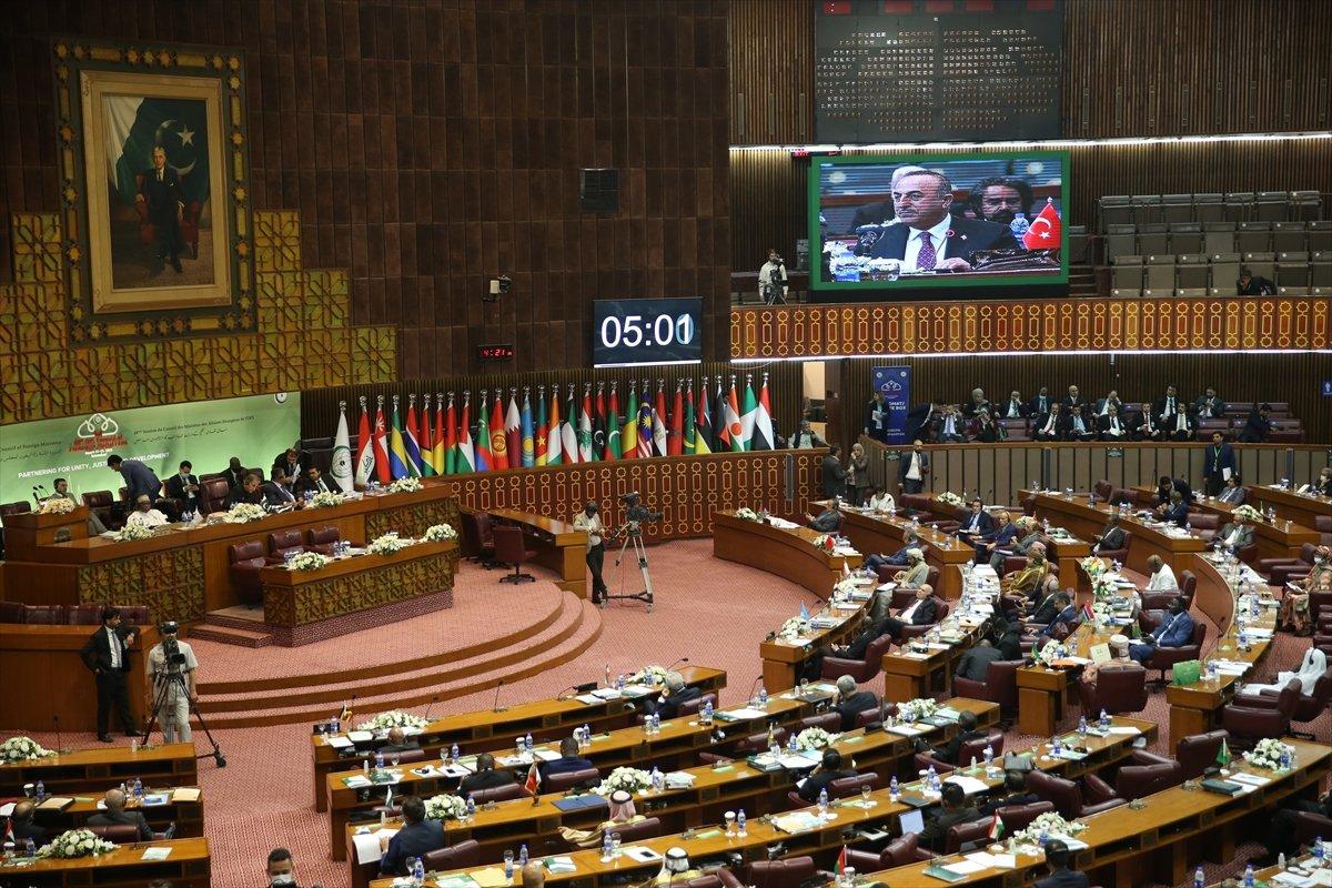 Mevlüt Çavuşoğlu: Bizim için Halep ve Harkov'da dökülen kanlar birdir