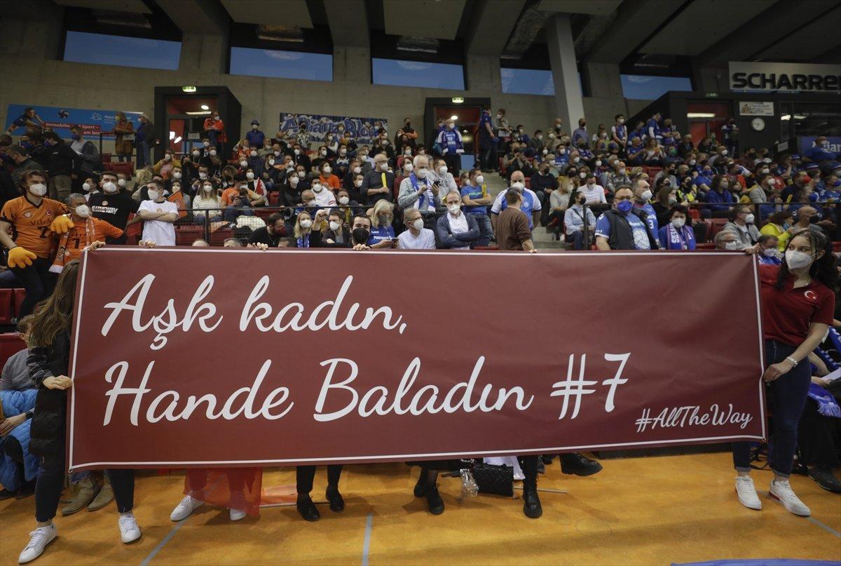 Eczacıbaşı Dynavit, CEV Kupası Final maçını kazanarak şampiyon oldu