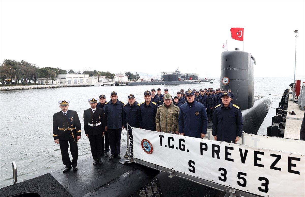 Hulusi Akar milli torpido AKYA ile ilk atışı yaptı