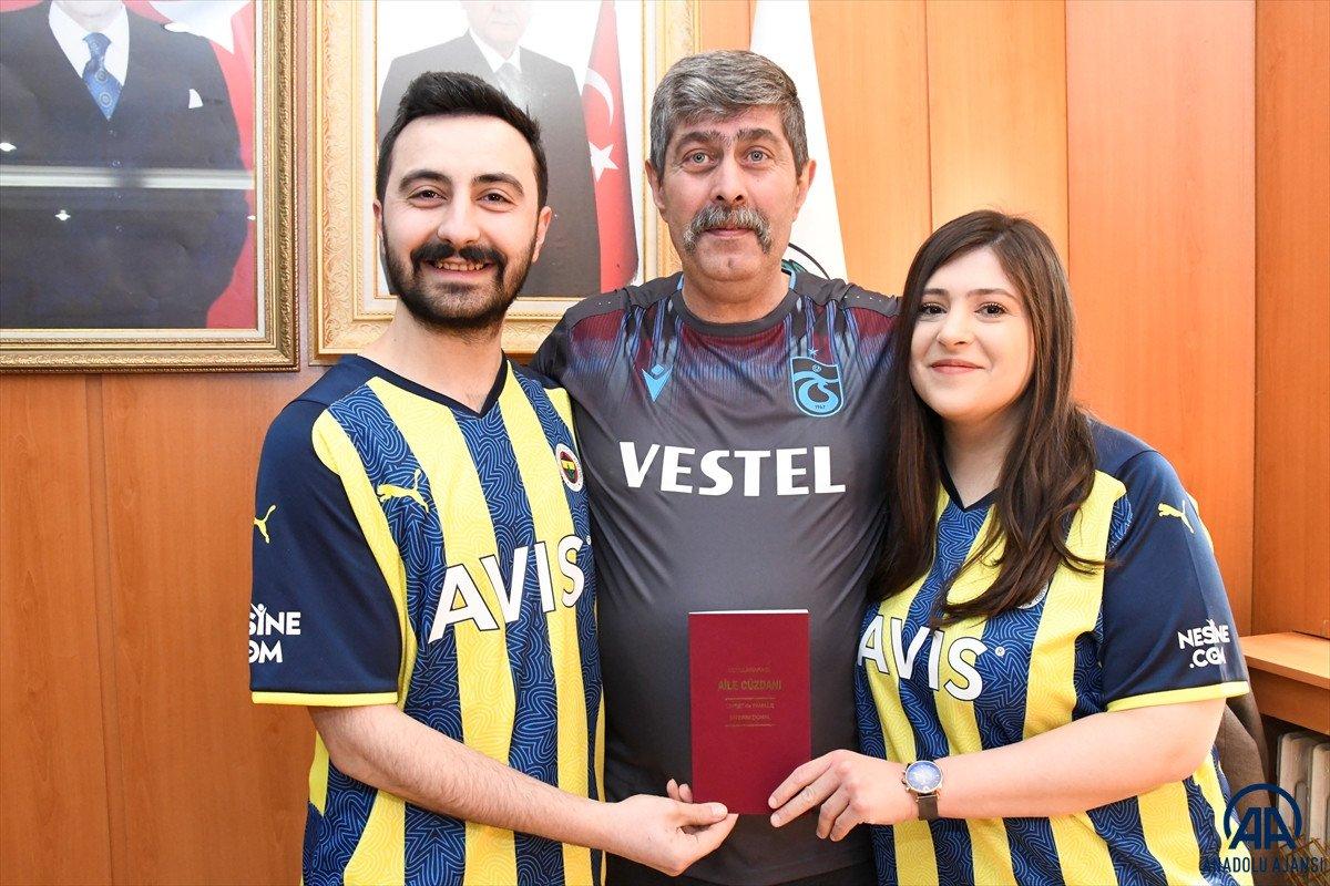 Fenerbahçeli çiftin nikahını Trabzonsporlu belediye başkanı kıydı
