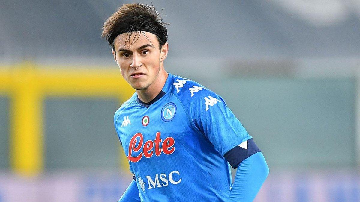 Elif Elmas devleri peşine taktı