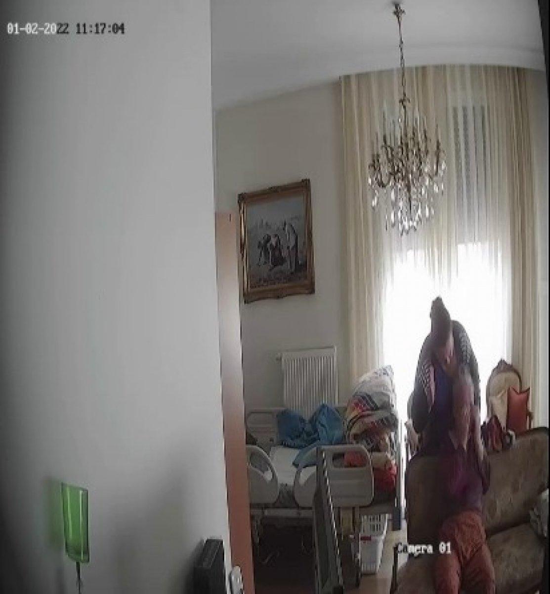 Kadıköy’de Alzheimer hastası yaşlı kadına bakıcı şiddeti