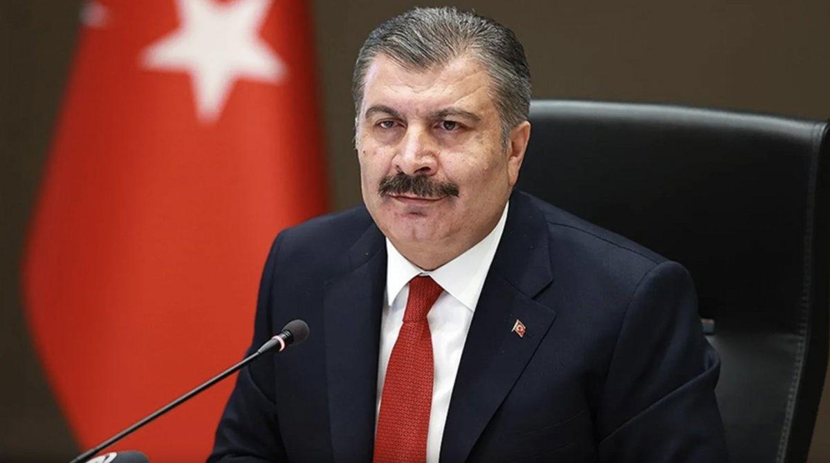 Fahrettin Koca: Sağlık çalışanlarına karşı sabırlı ve anlayışlı olmalıyız