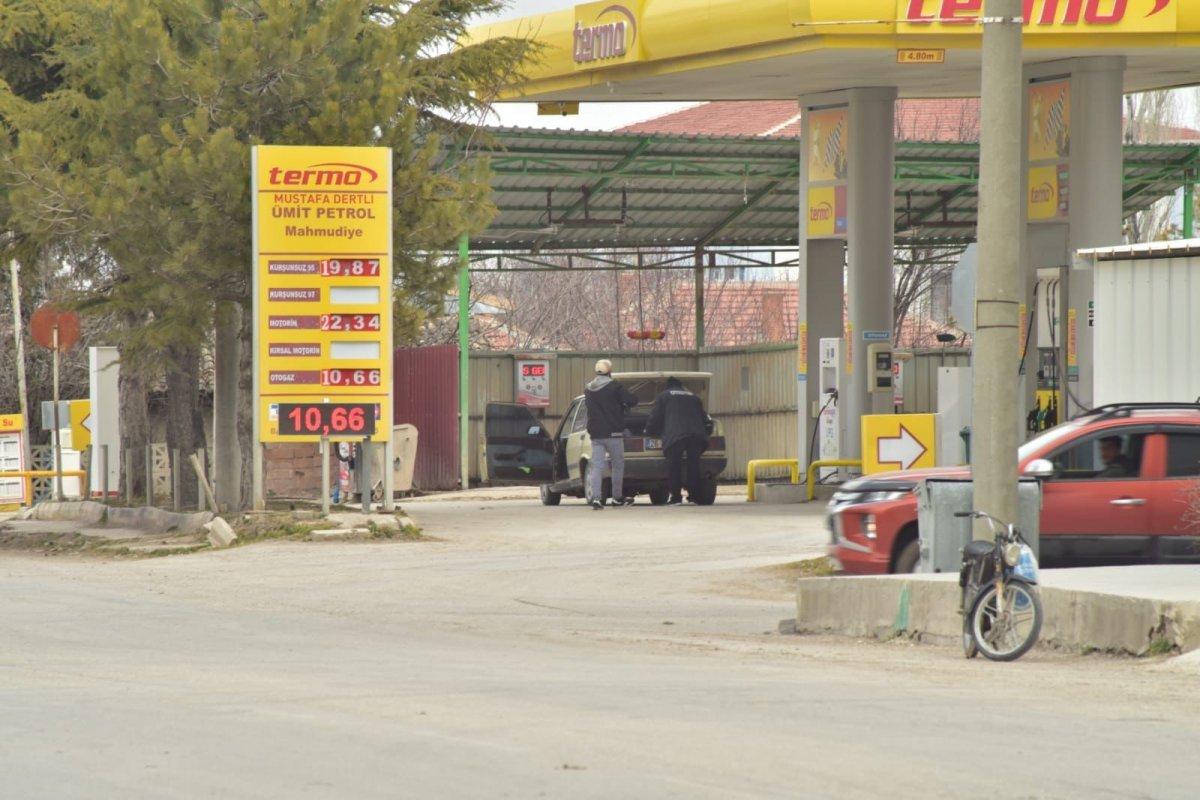 Eskişehir’de silahla 2 kişiyi rehin aldı, vurularak etkisiz hale getirildi