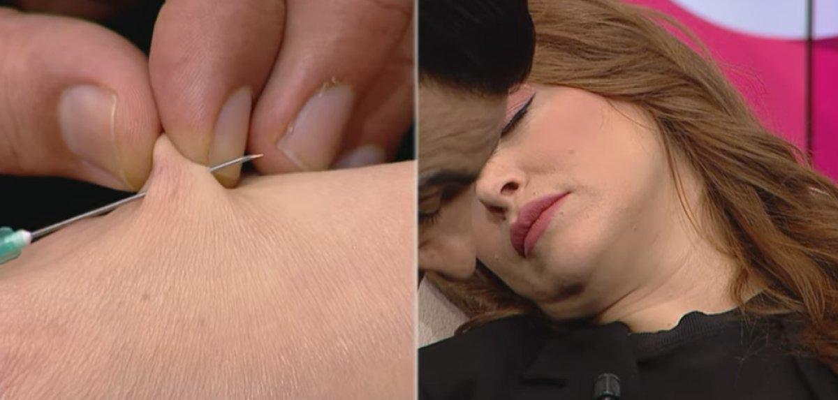 Nur Viral'i canlı yayında hipnoz edip eline iğne batırdılar