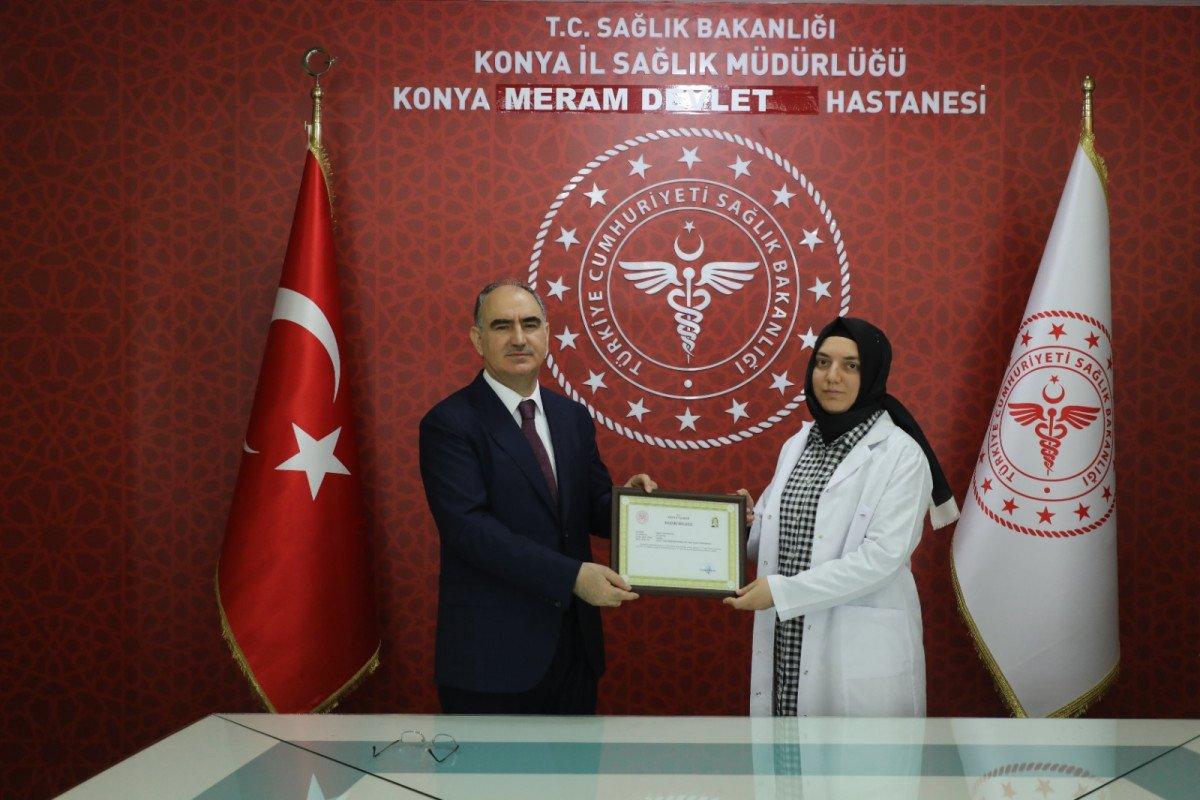 Konya’da silahla tehdit edilirken yaralının duran kalbini çalıştırdı